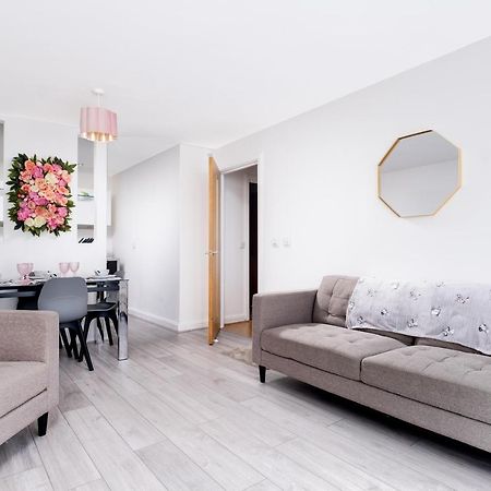 Fairytale 2 Bedroom Apartment City Centre Free Parking Birmingham Exterior photo